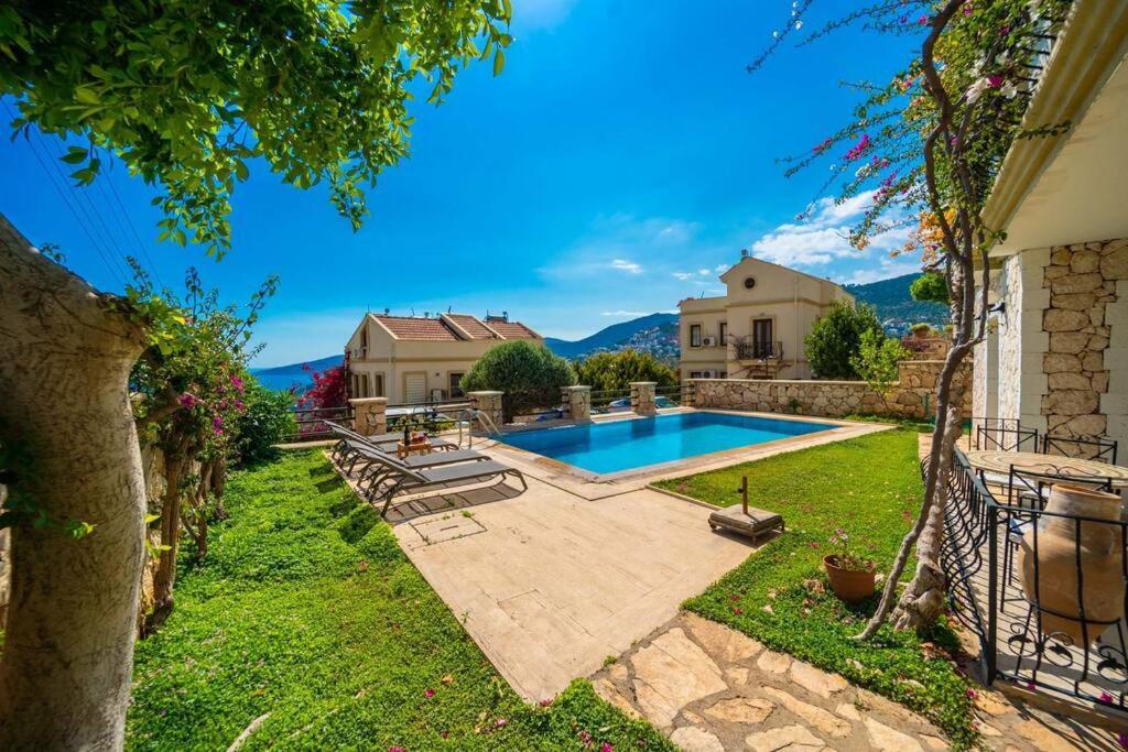Azure Apartment With Sea View In Kalkan Exterior foto